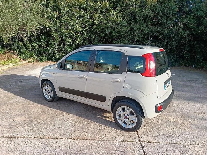 Usata Fiat Panda Lounge 80 CV (58 kW) 2014 Berlina