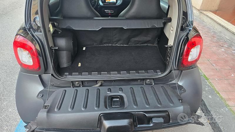 Usata Smart ForTwo Coupé 2015 Grigio Coupé