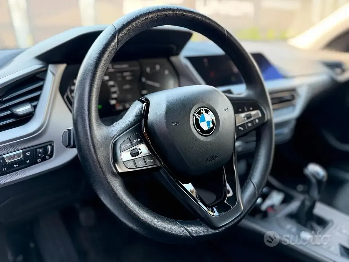 Usata BMW 116 Advantage 116 CV (85 kW) 2022 Nero Utilitaria
