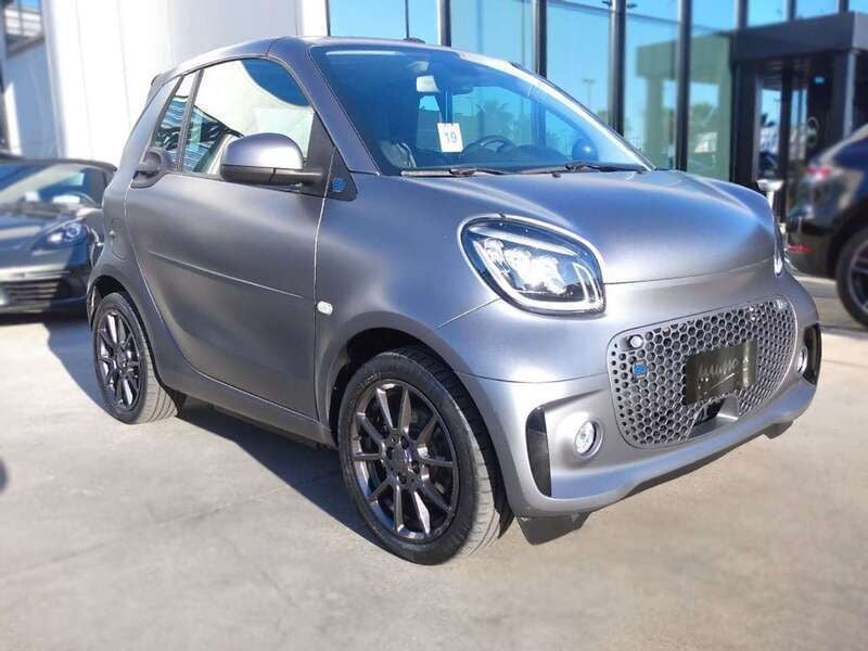 Grigio Usata 2020 Smart ForTwo Electric Drive Cabrio | 14.490 € (Buon prezzo) - Immagine 1/4