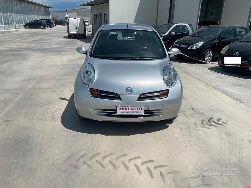 Usata Nissan Micra Acenta 65 CV (47 kW) 2005 Grigio Utilitaria