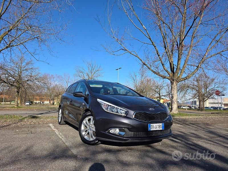 Usata Kia Ceed Sportswagon 110 CV (80 kW) 2013 Grigio Station wagon