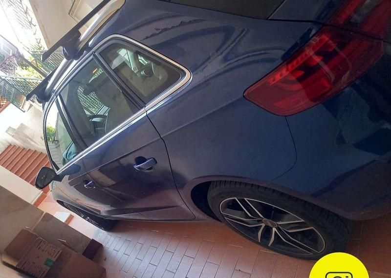 Usata Audi A3 Attraction 110 CV (80 kW) 2015 Blu/azzurro Berlina