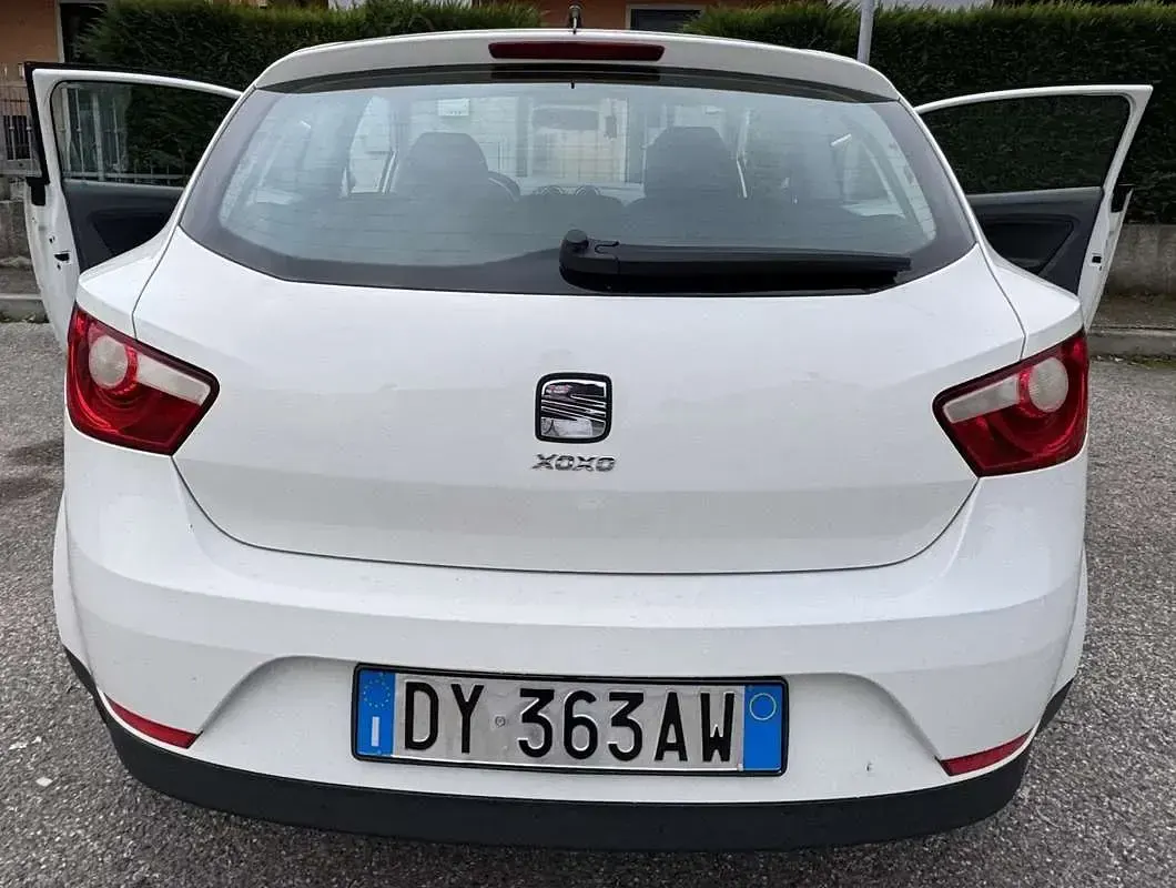 Usata Seat Ibiza 69 CV (50 kW) 2009 Berlina