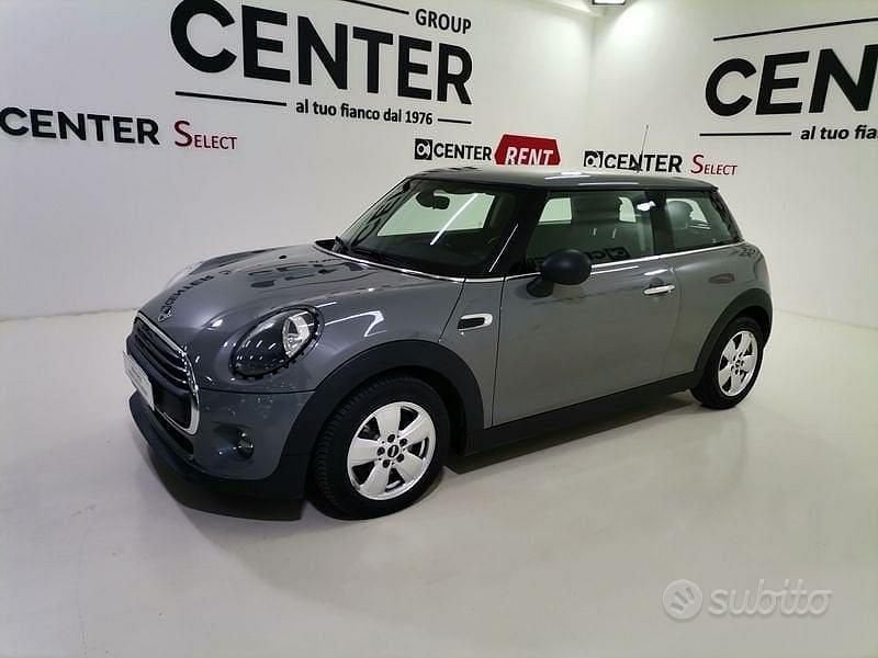 Grigio Usata 2020 Mini Cooper Utilitaria | 13.900 € (Buon prezzo) - Immagine 1/4