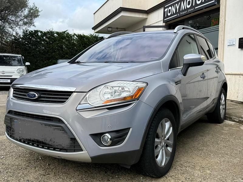 Usata Ford Kuga Titanium 163 CV (119 kW) 2011 Marrone SUV