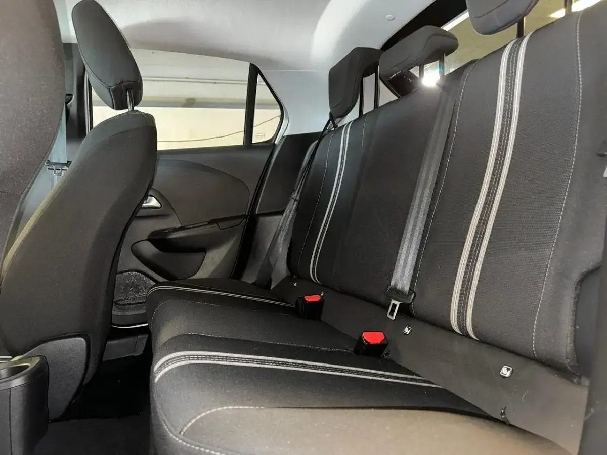 Usata Opel Corsa Design & Tech 102 CV (75 kW) 2022 Grigio Utilitaria