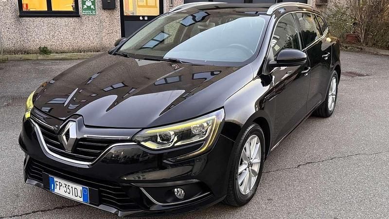 Usata Renault Mégane IV Zen 110 CV (80 kW) 2018 Nero Station wagon