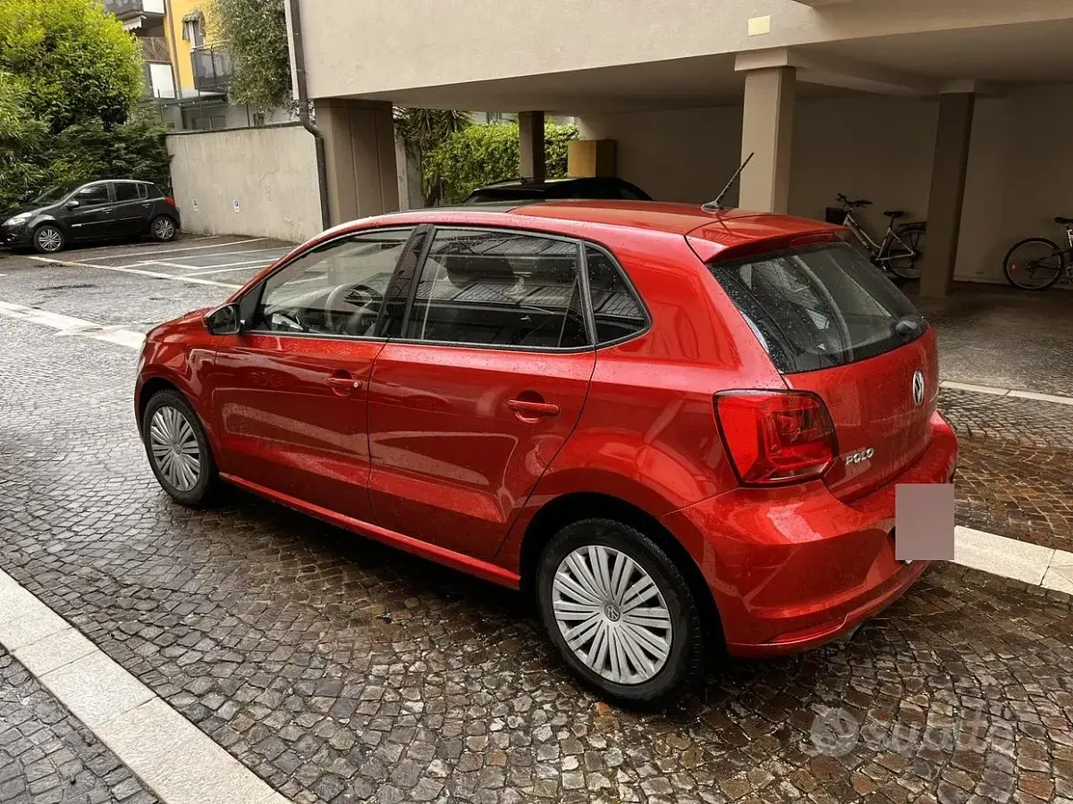 Usata VW Polo Trendline 90 CV (66 kW) 2016 Rosso Berlina