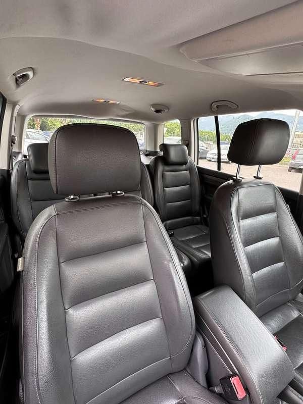 Usata VW Touran Highline 150 CV (110 kW) 2014 Argento Monovolume