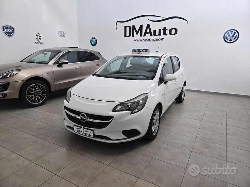 Usata Opel Corsa Cosmo 69 CV (50 kW) 2018 Bianco Utilitaria