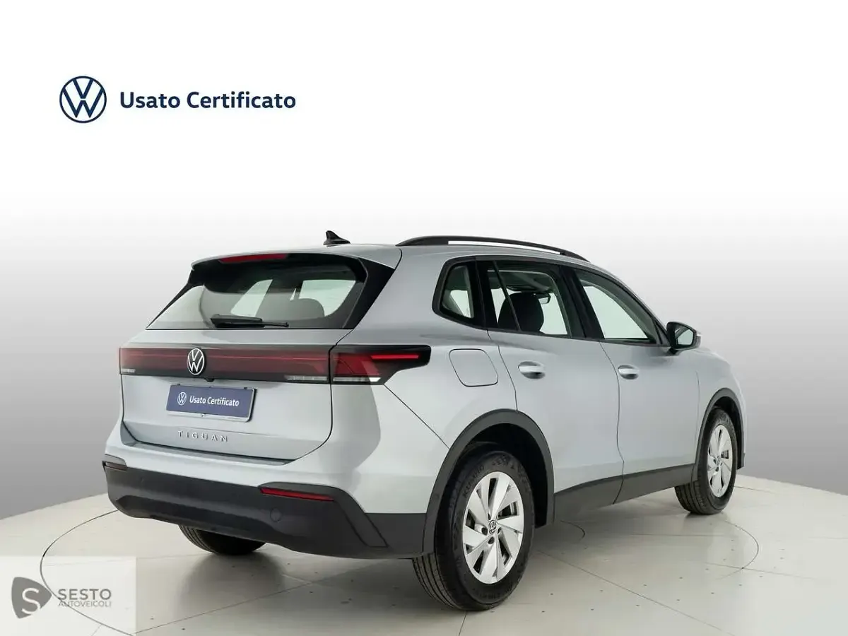Usata VW Tiguan Life 150 CV (110 kW) 2025 Grigio SUV