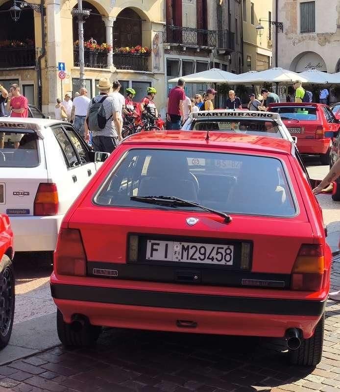 Usata Lancia Delta 181 CV (133 kW) 1987 Utilitaria