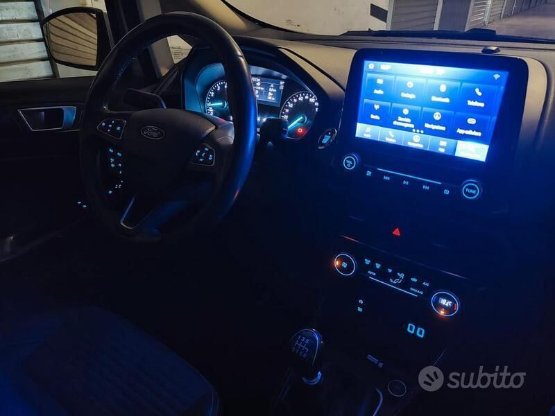 Usata Ford Ecosport Titanium 100 CV (73 kW) 2019 Grigio SUV