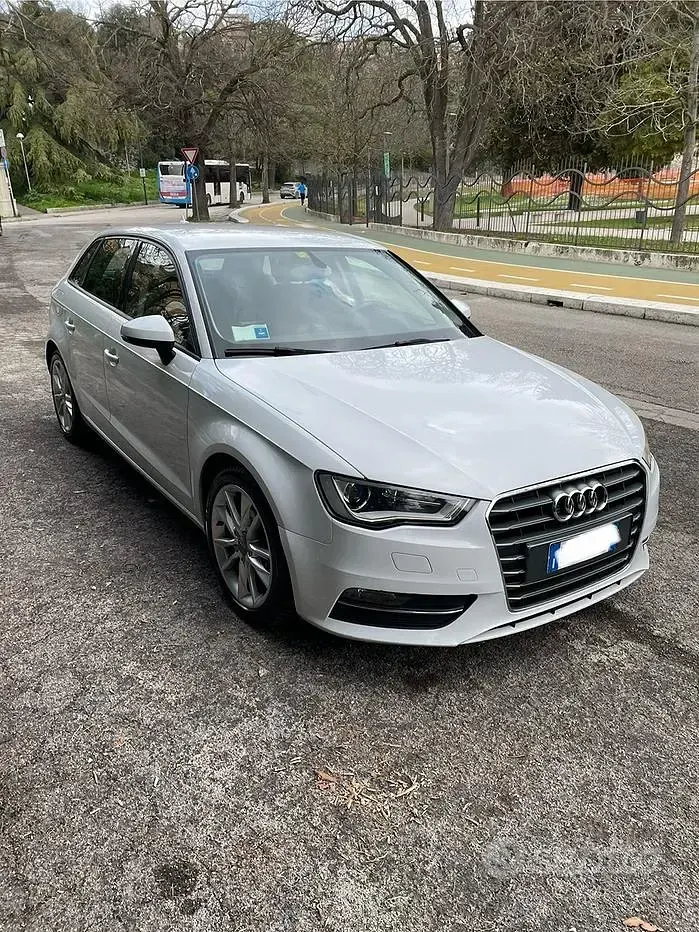 Usata Audi A3 Ambition 105 CV (77 kW) 2013 Bianco Berlina