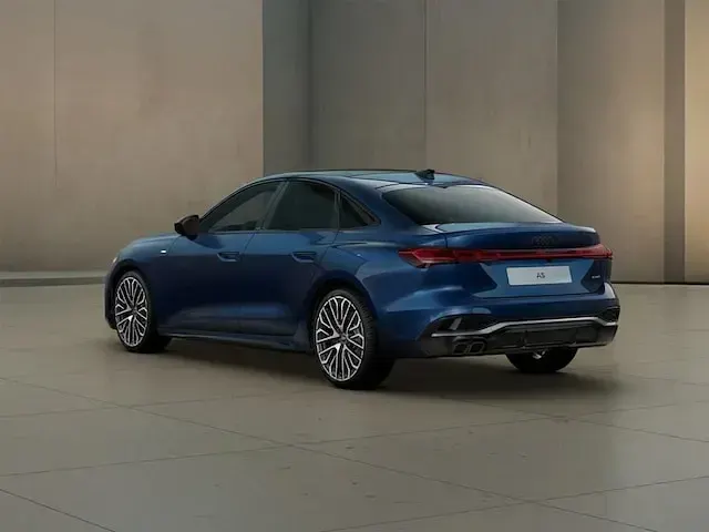 Nuova Audi A5 Sportback Edition .1 204 CV (150 kW) 2025 Blu ascari metallizzato Utilitaria