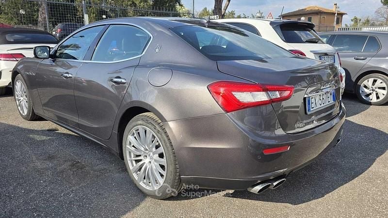Usata Maserati Ghibli 275 CV (202 kW) 2014 Gray Berlina