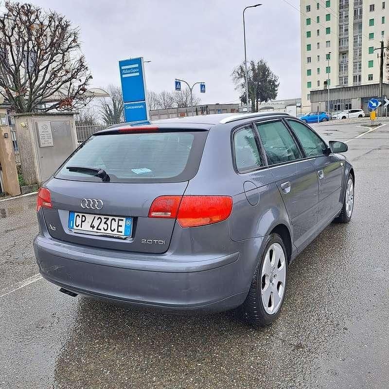 Usata Audi A3 Sportback Ambiente 140 CV (102 kW) 2005 Grigio Utilitaria