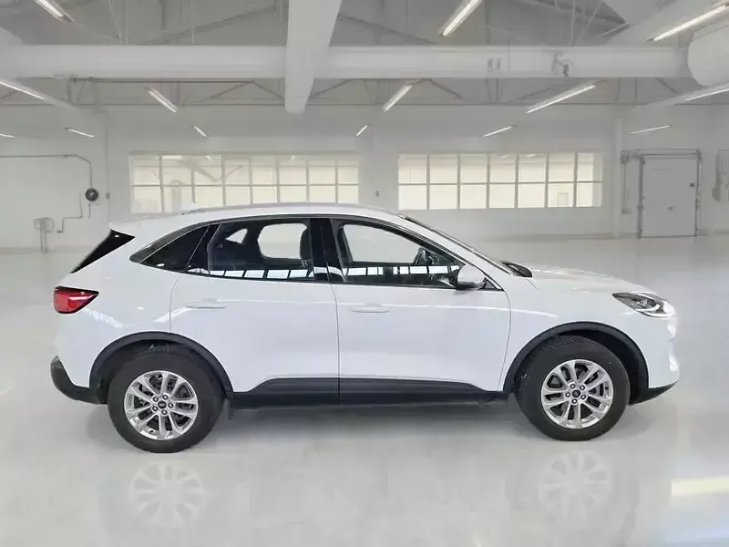 Occasion Ford Kuga Business Edition 152 PK (111 kW) 2022 Wit SUV