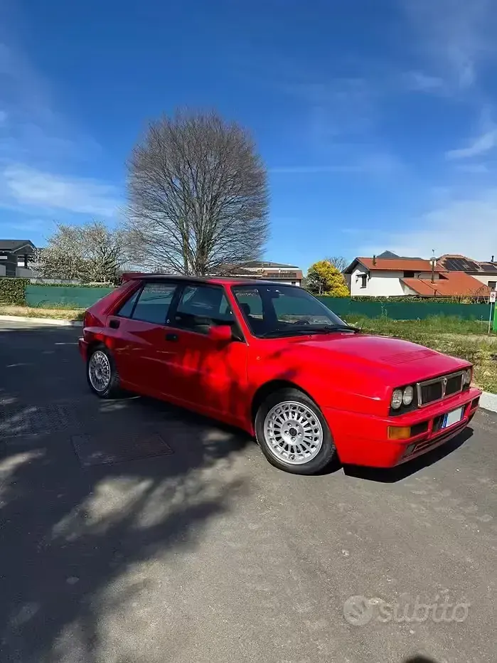 Usata Lancia Delta 181 CV (133 kW) 1992 Rosso Utilitaria