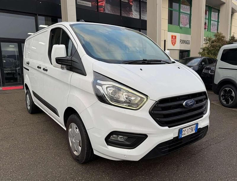 Usata Ford Transit Custom Trend 131 CV (96 kW) 2020 Frozen white Furgone