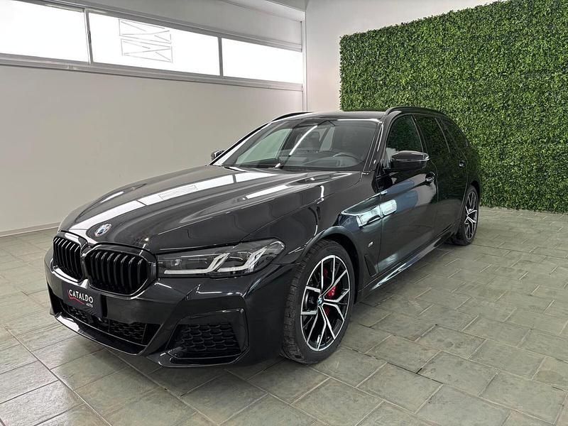 Usata BMW 520 M Sport 190 CV (139 kW) 2024 Nero Station wagon