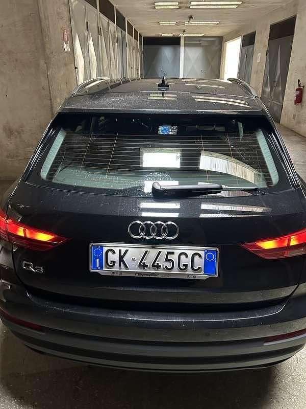 Usata Audi Q3 Business 150 CV (110 kW) 2022 Nero SUV