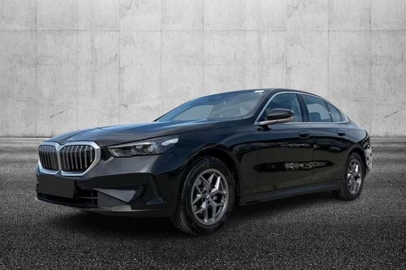 Usata BMW 520 Comfort Edition 190 CV (139 kW) 2023 Nero Berlina