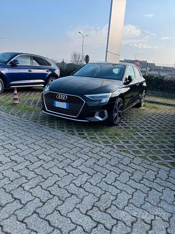 Usata Audi A3 Advanced 150 CV (110 kW) 2020 Nero Berlina