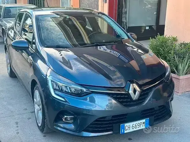 Usata Renault Clio V 100 CV (73 kW) 2021 Blu Berlina