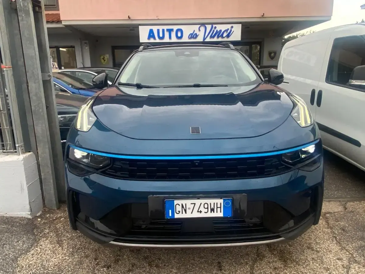 Usata Lynk & Co 01 179 CV (131 kW) 2023 Blu SUV