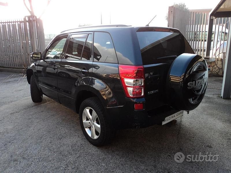 Usata Suzuki Grand Vitara 129 CV (94 kW) 2009 Nero SUV