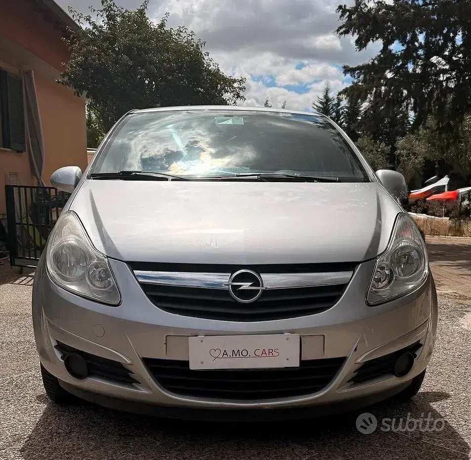 Usata Opel Corsa Enjoy 75 CV (55 kW) 2008 Grigio Utilitaria