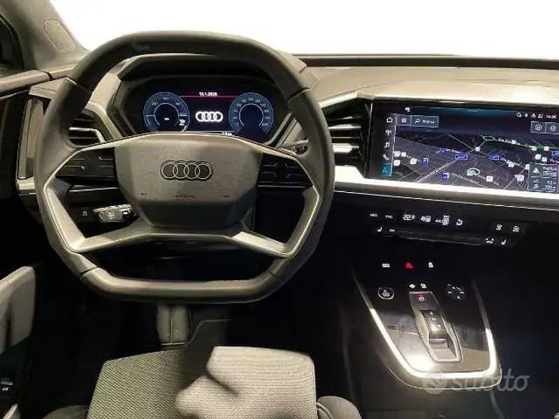 Usata Audi Q4 Sportback e-tron S-Line 210 kW (286 CV) 2025 Grigio SUV