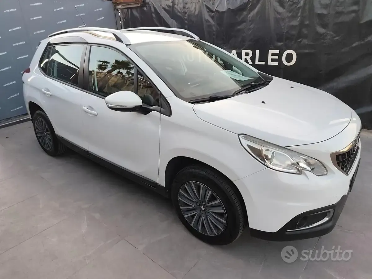 Usata Peugeot 2008 75 CV (55 kW) 2016 Bianco SUV