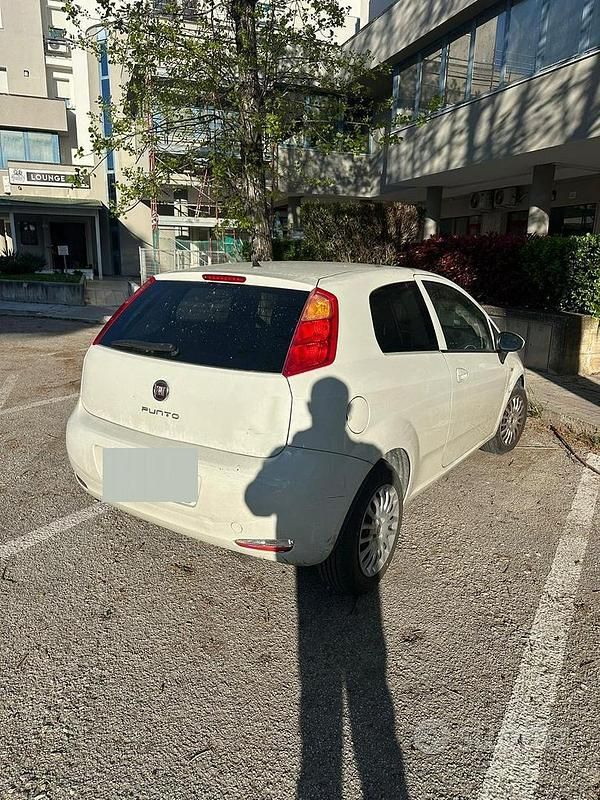 Usata Fiat Punto 2015 Bianco Utilitaria