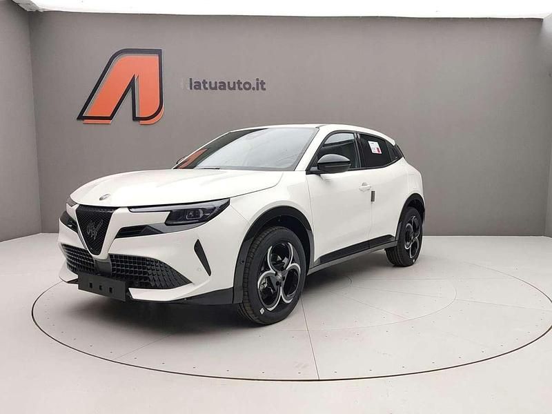 Nuova Alfa Romeo Junior 145 CV (106 kW) 2025 Bianco sempione SUV