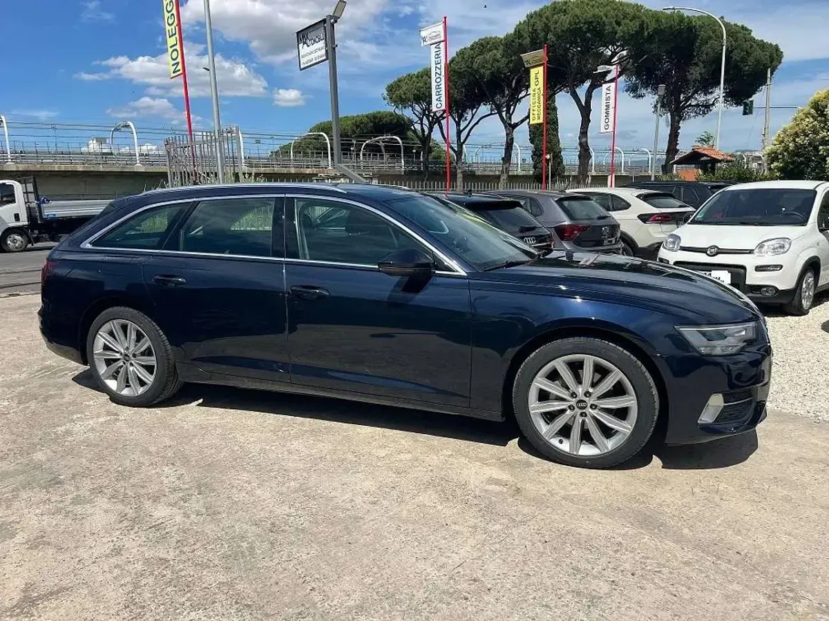 Usata Audi A6 Sport 204 CV (150 kW) 2021 Blu/azzurro Station wagon