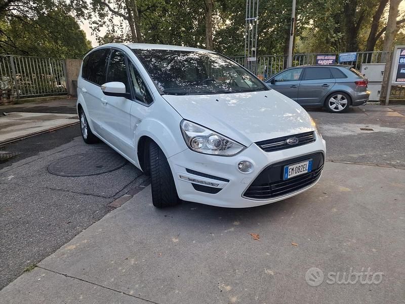 Usata Ford S-MAX Titanium 163 CV (119 kW) 2012 Bianco Monovolume