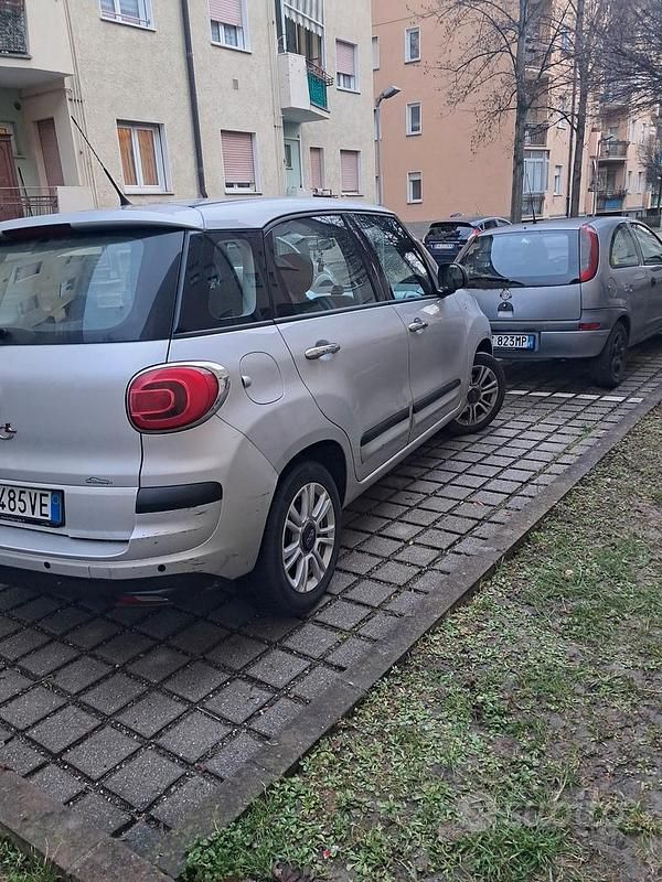 Usata Fiat 500L Lounge 95 CV (69 kW) 2017 Grigio Monovolume