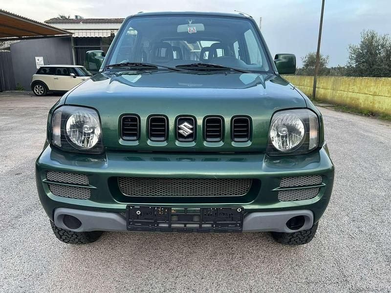 Usata Suzuki Jimny 86 CV (63 kW) 2010 Muschio SUV