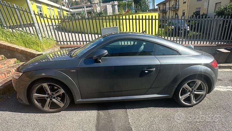 Usata Audi TT 184 CV (135 kW) 2015 Grigio Coupé