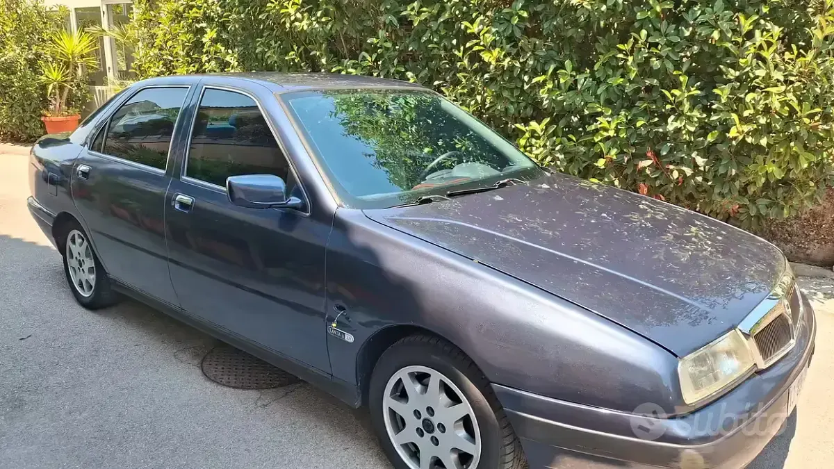 Usata Lancia Kappa 145 CV (106 kW) 1995 Bluazzurro Berlina