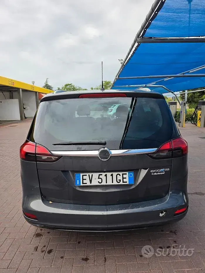 Usata Opel Zafira 150 CV (110 kW) 2014 Grigio Monovolume