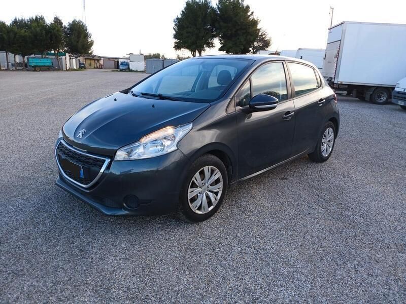 Usata Peugeot 208 Allure 68 CV (50 kW) 2015 Grigio Utilitaria