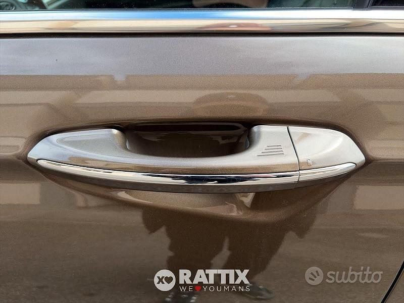 Usata Ford Mondeo Vignale 187 CV (137 kW) 2018 Marrone Berlina