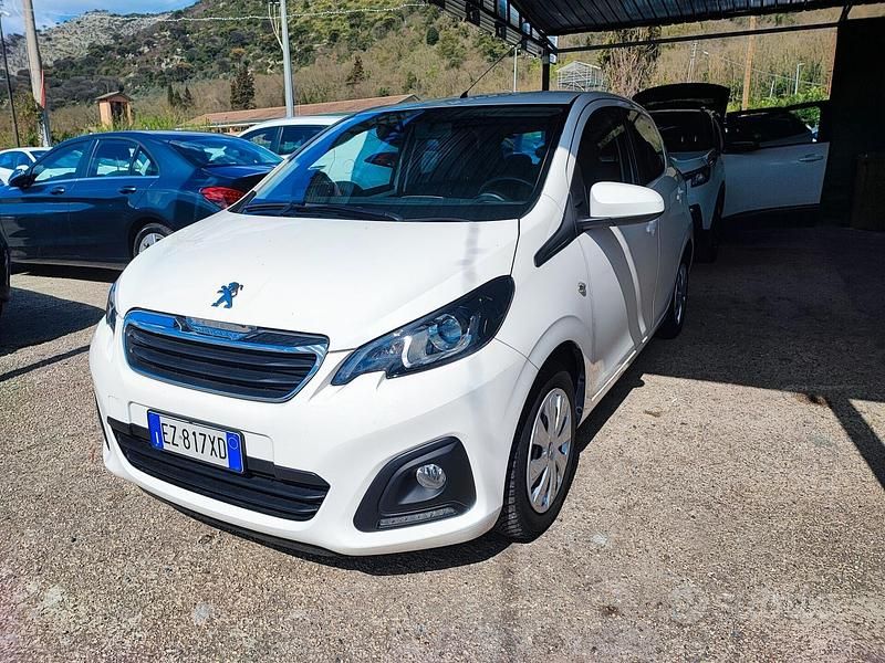 Usata Peugeot 108 Active 69 CV (50 kW) 2015 Bianco Utilitaria