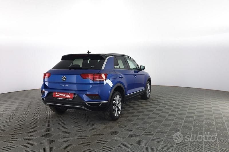 Usata VW T-Roc Style 110 CV (80 kW) 2021 Blu SUV