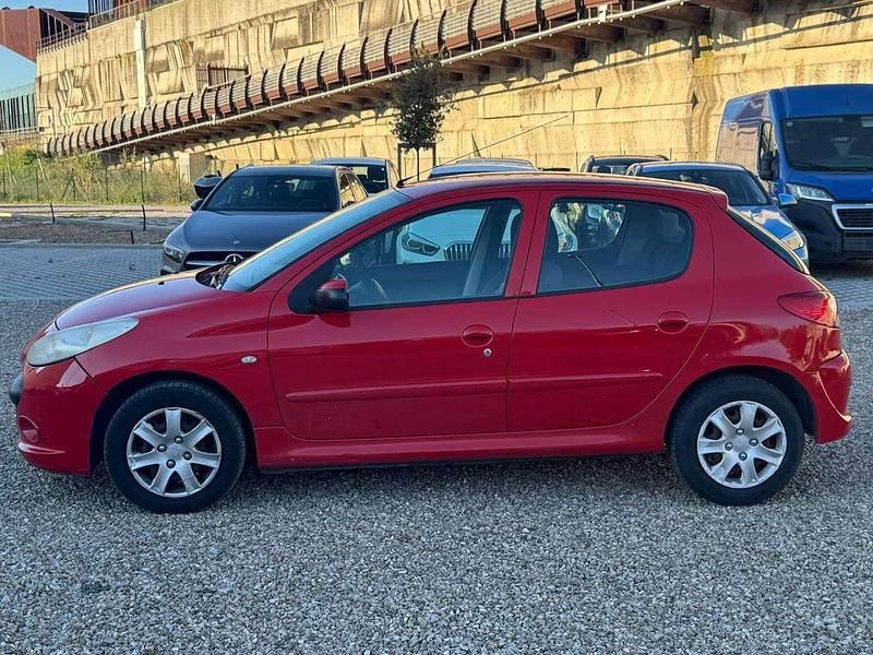 Usata Peugeot 206+ 68 CV (50 kW) 2009 Rosso Utilitaria