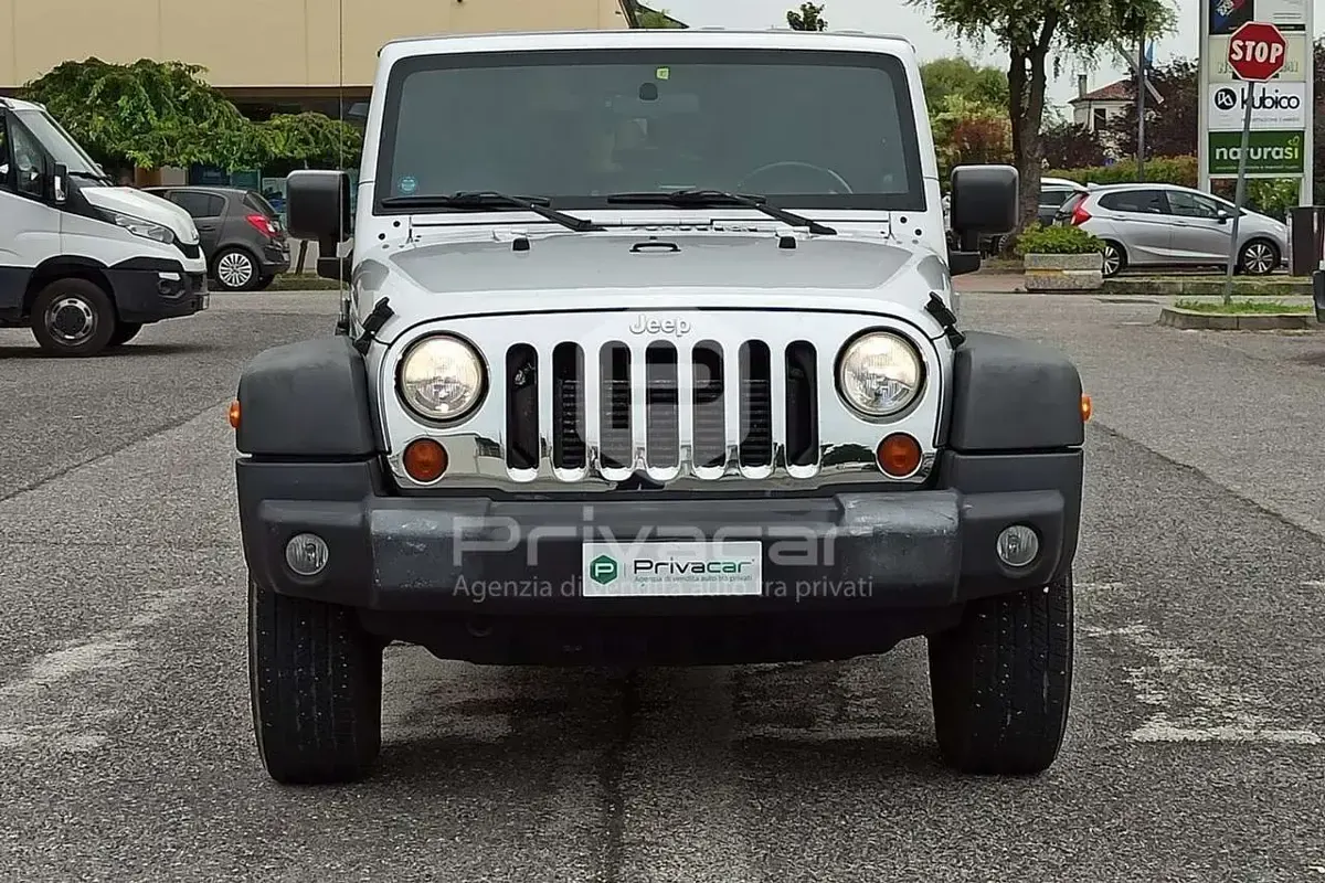 Usata Jeep Wrangler Sport 177 CV (130 kW) 2007 Grigio SUV